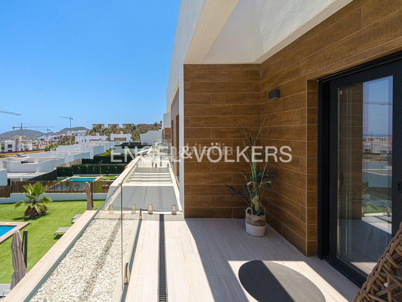 Foto 5a7ce4f0-d248-4538-9921-8da7b97d4527. Casa en Finestrat pueblo Finestrat