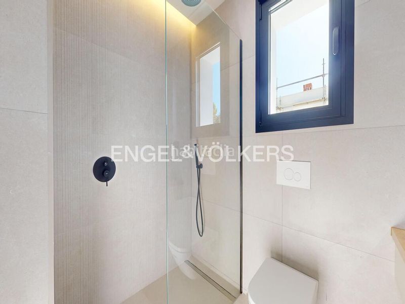 Foto 47b58d98-7cea-4a1d-9d6a-d3e74419e37b. Casa amb piscina a Casco urbano Polop