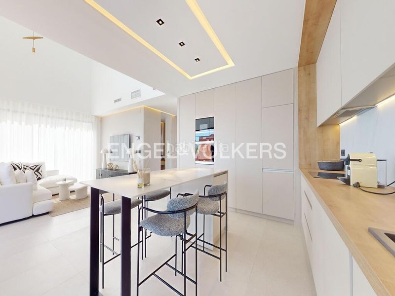 Foto 78bb3b32-697b-48a3-bbc7-14a929d96c90. Casa amb piscina a Casco urbano Polop