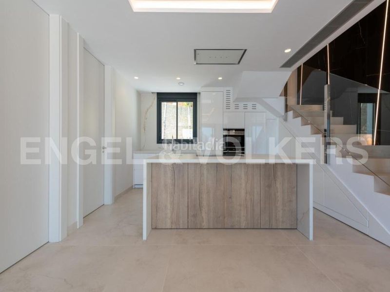 Foto 463bc1dc-1dea-4551-9178-3d96ec1e8e0e. Apartament amb piscina a Levante Alto Benidorm