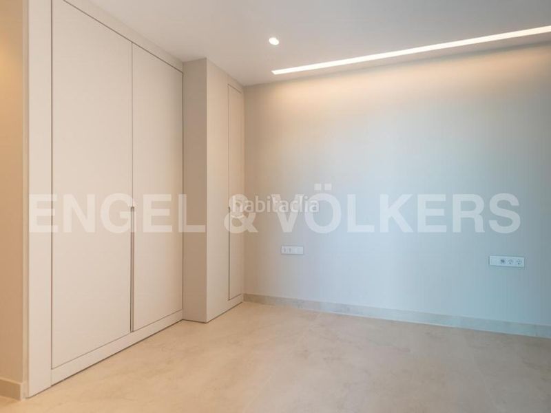 Foto f66e5f39-93ae-4394-a6d5-b1f63b3188b9. Apartament amb piscina a Levante Alto Benidorm