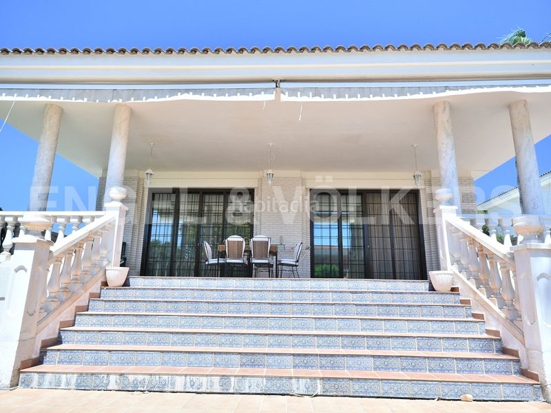 Foto 251d125b-8394-40e5-865a-6b59cbcc52ea. Casa amb piscina a Sierra Helada Benidorm
