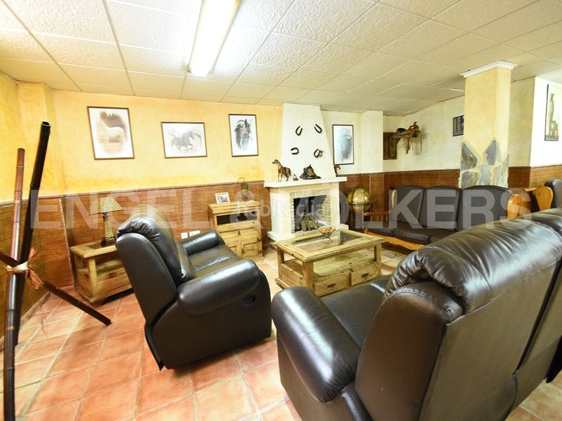 Foto 456125d2-8055-4340-949f-19962348e58f. Casa amb piscina a Sierra Helada Benidorm