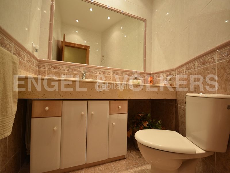 Foto ae178199-63a8-4faf-8db3-50bff7ff0f6b. Casa amb piscina a Sierra Helada Benidorm