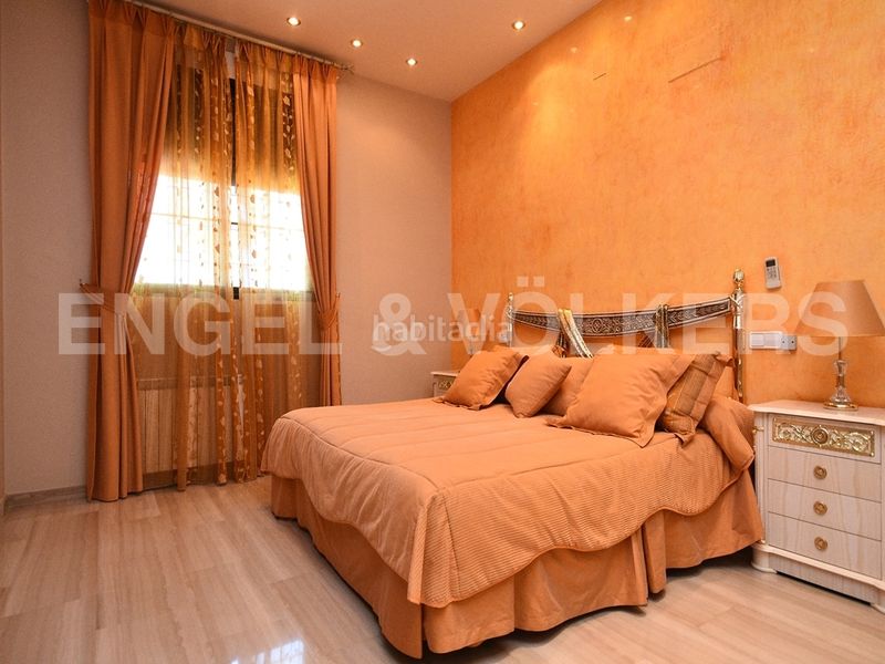 Foto b2b256fa-e547-41d4-b9f4-4041bde9c842. Casa amb piscina a Sierra Helada Benidorm
