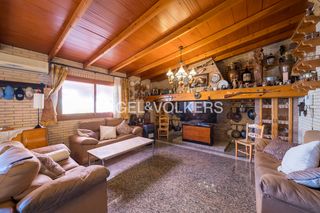 Casa en Pueblo-Ubanizaciones