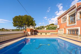 House in Escandinavia-Cautivador