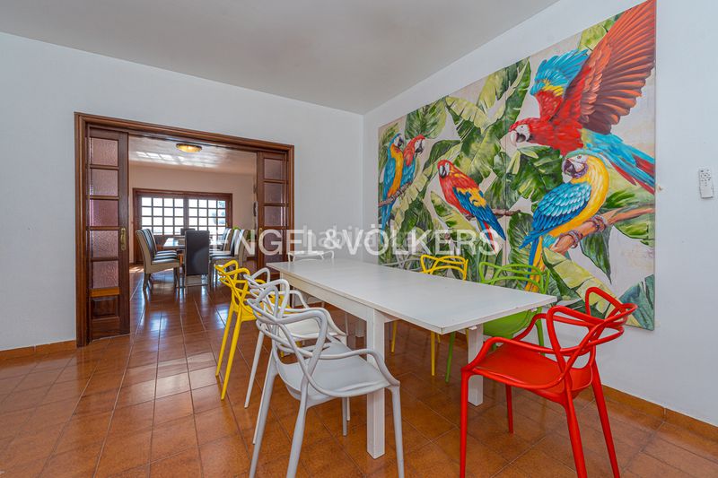 Foto a4974d15-7f26-4d54-87d6-7a37835d1e32. Casa amb xemeneia piscina a Coloma Nucia (la)