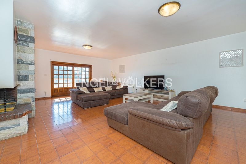 Foto bc2152de-b3d4-4391-932c-ea778bd842be. Casa amb xemeneia piscina a Coloma Nucia (la)