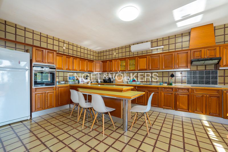 Foto fd128b3b-4e46-4adc-8357-2e664da7a924. Casa amb xemeneia piscina a Coloma Nucia (la)