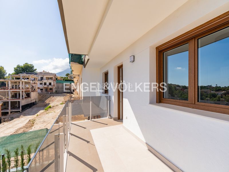 Foto c6e51b02-f71f-4dda-b921-7c17eee53907. Casa amb piscina a Montebello - Nou Espai Nucia (la)