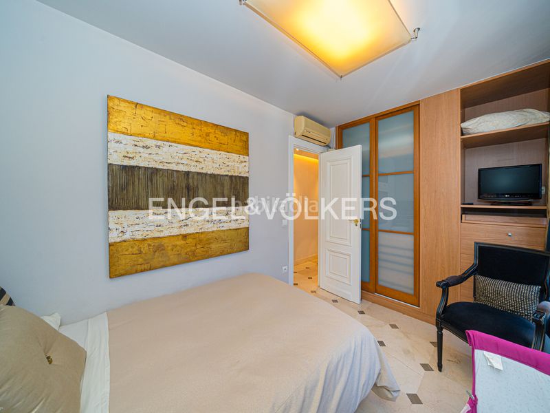 Foto 858aaca0-71a5-40ec-a271-8cbe926fd604. Apartament amb piscina a Playa Levante Benidorm