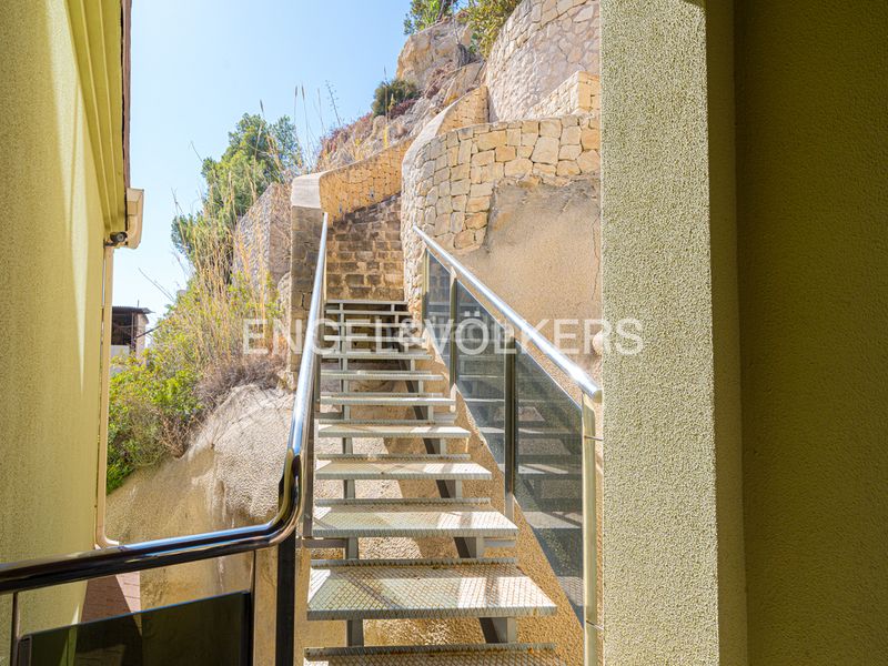 Foto 0ab01e86-e08f-4dc8-be7b-cbfc271228aa. Casa a Playa Poniente Benidorm