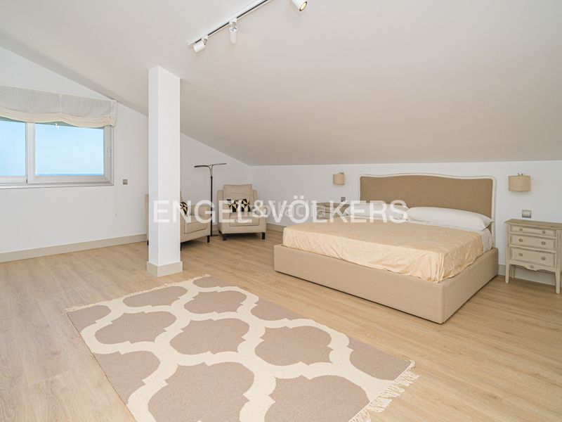 Foto 23ec739d-676c-44e3-b38a-9bf7656cc53c. Casa a Playa Poniente Benidorm