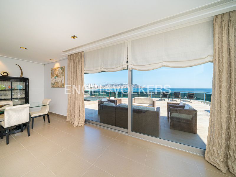 Foto 326306bd-70d5-4ff3-8b56-7aefa2ade0cb. Casa a Playa Poniente Benidorm