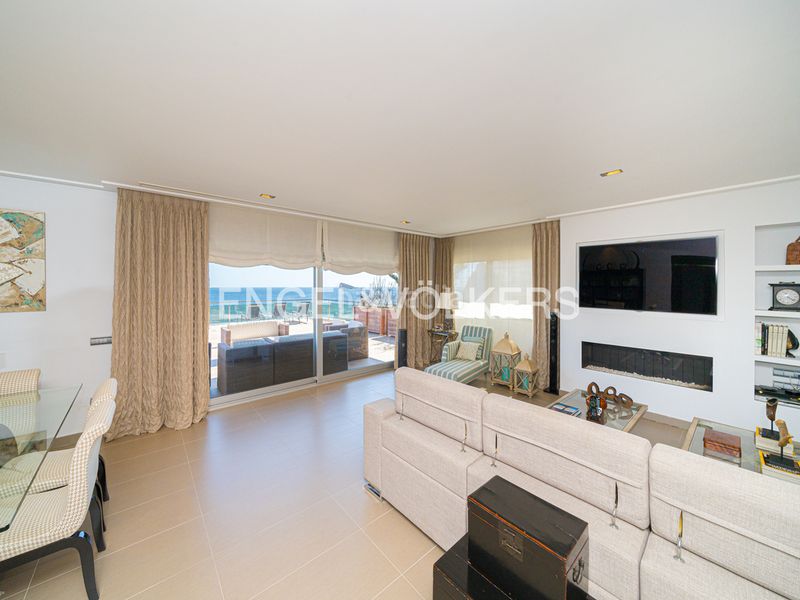 Foto 33feb98a-3869-4d3d-8b07-420eb726867b. Casa a Playa Poniente Benidorm