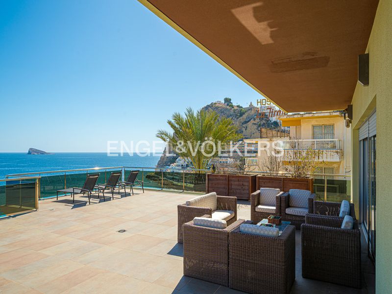 Foto 79b0877d-bdd7-4b0b-9a24-84ea1e0f74f5. Casa a Playa Poniente Benidorm