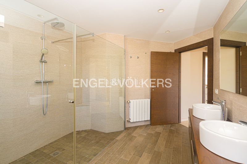 Foto 3d86b38d-3ff4-4b19-b3fc-36996d8aa6c2. Casa amb xemeneia piscina a Pueblo-Ubanizaciones Alfàs del Pi (l´)