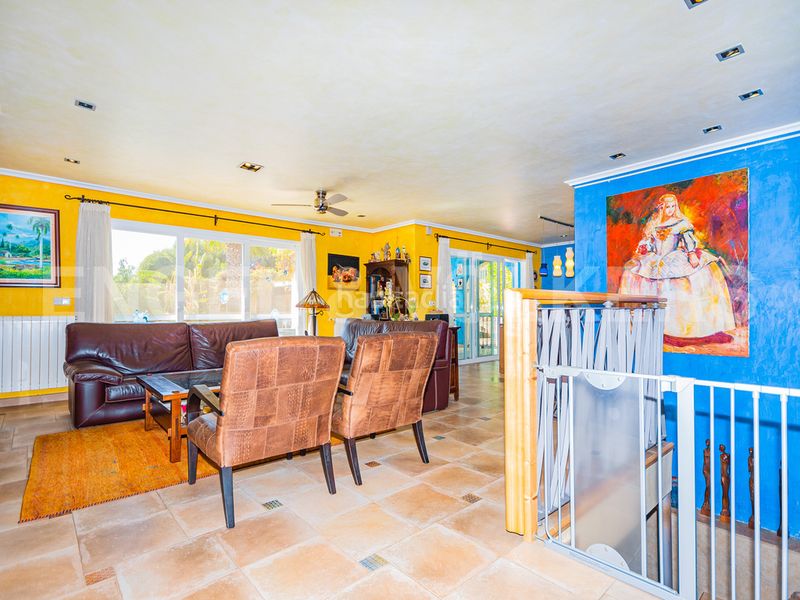 Foto 464f848a-4c2b-4ff1-b067-4f63257d5156. Casa en Urbanizaciones Benidorm