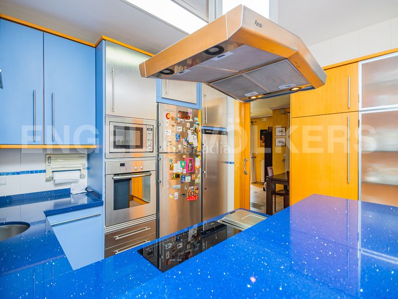 Foto 5588aa6b-27c9-4f6d-a963-96b9a5e0b665. Casa en Urbanizaciones Benidorm