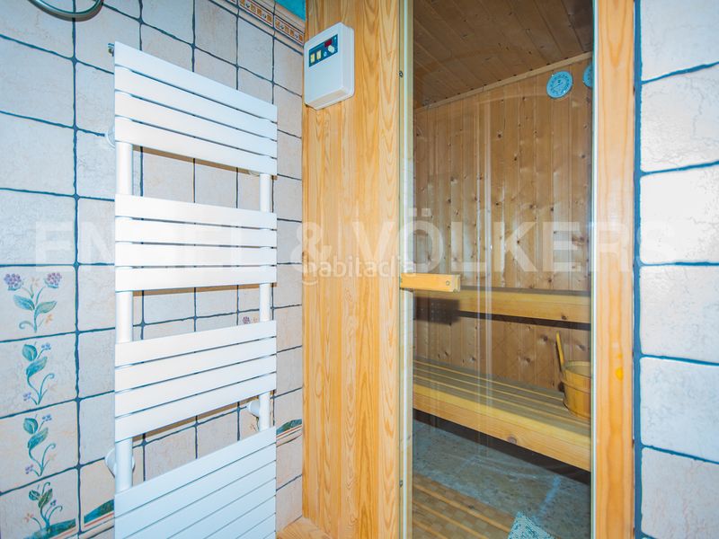 Foto b5e97304-2284-4cad-8a4f-b4e6a3856126. Casa en Urbanizaciones Benidorm