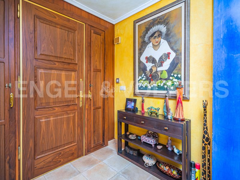 Foto d6d815e0-f687-41da-a9f6-bc295d11c079. Casa en Urbanizaciones Benidorm