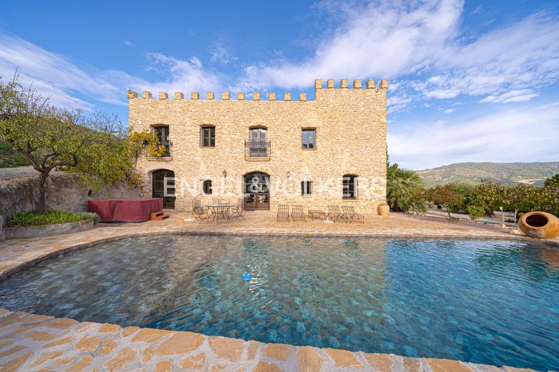 Foto 409a6315-4613-4ef7-887e-3b950e6e4f24. Casa en Relleu