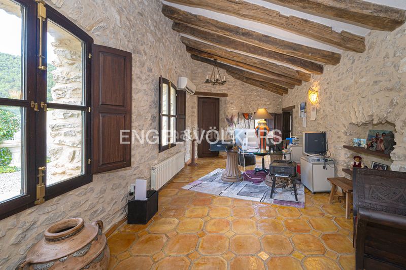 Foto 59f154c9-8b01-4d6e-9657-2540a8a6d75b. Casa en Relleu