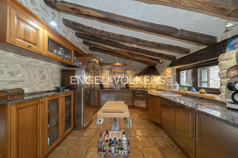 Foto c7ee69d2-13a0-4525-bc8c-c64b050ba0f5. Casa en Relleu