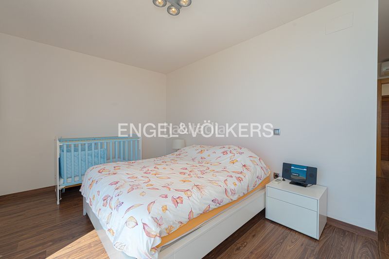 Foto ad31e075-d89f-45e5-bd3c-fff1e6c74144. Casa amb xemeneia piscina a Sierra Helada Benidorm