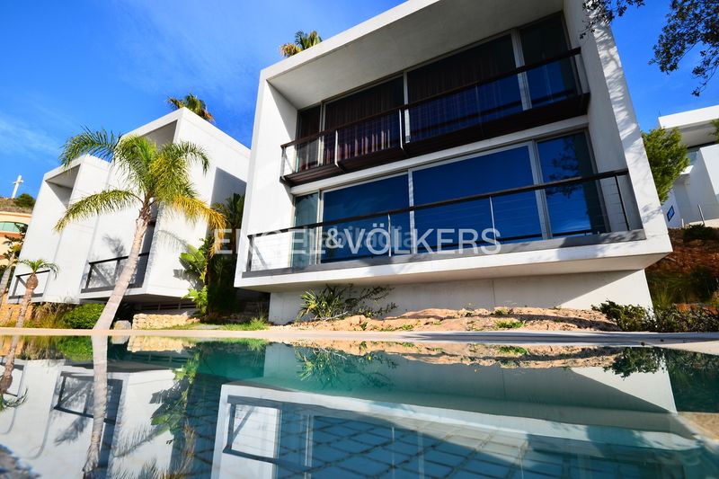 Foto 34d20807-67cc-4c3a-8a7e-4bf9d31190c3. Casa en Levante Alto Benidorm