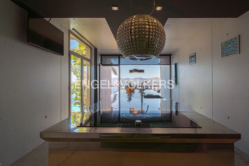 Foto d2adfccc-79aa-45aa-bd4a-ff3f5371c10d. Casa en Levante Alto Benidorm