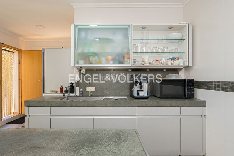 Foto 28c4fcdb-4ba3-4b13-a67d-d907408e5ace. Casa amb xemeneia piscina a Guadalest