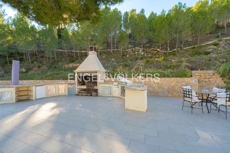 Foto 284668eb-12aa-4706-b17d-b45d76cfa40e. House with fireplace pool in Guadalest
