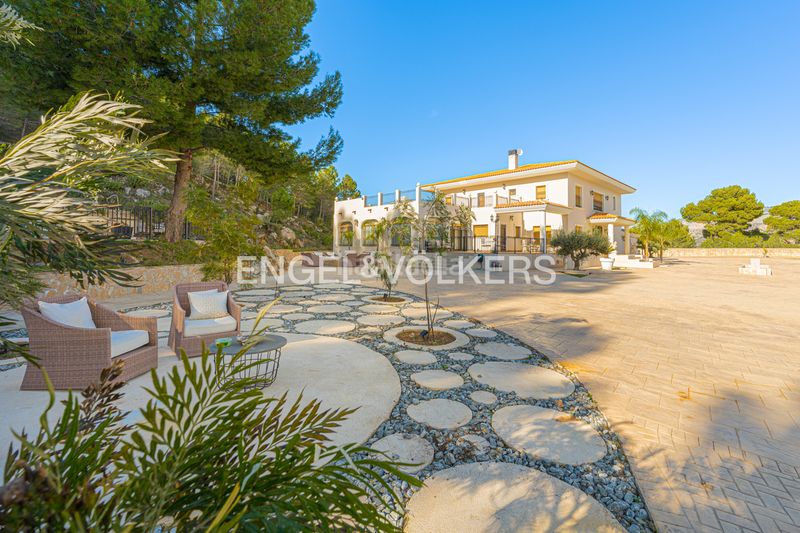 Foto 5e937b97-456d-4bbc-ad0c-eaefed4b65e8. House with fireplace pool in Guadalest