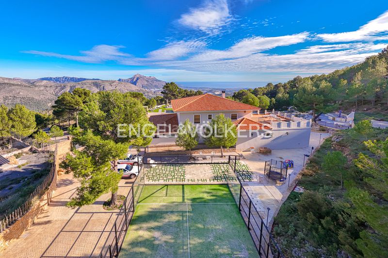 Foto 80c4c2d3-1882-44ad-9797-6d910afe319d. House with fireplace pool in Guadalest