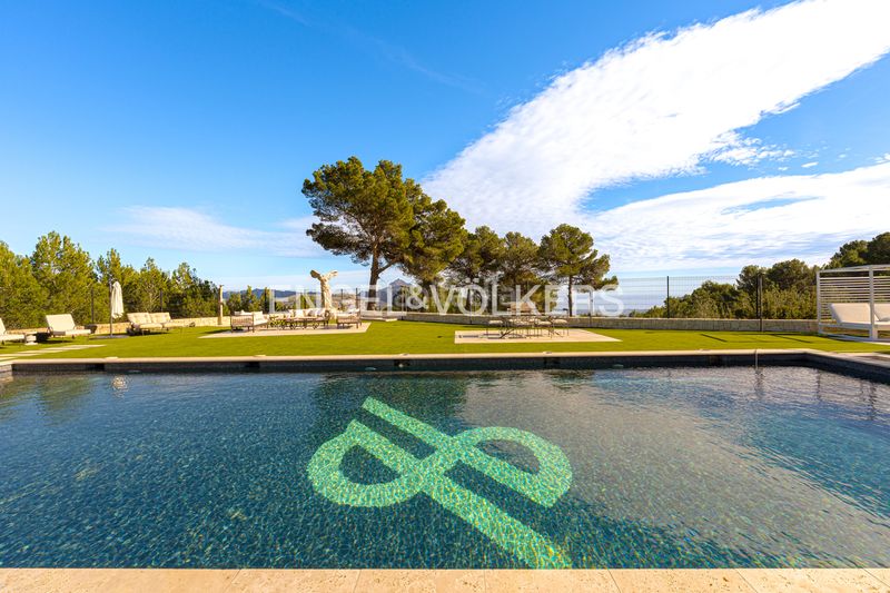 Foto a95a00f6-8f2e-45fa-a9c1-596cbb16884c. House with fireplace pool in Guadalest