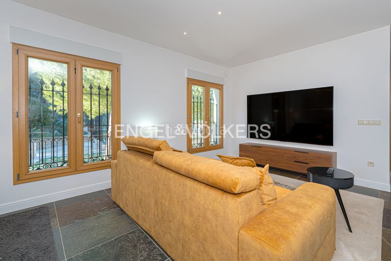 Foto cab8438e-0c4c-454e-8d76-af384510e1a4. House with fireplace pool in Guadalest