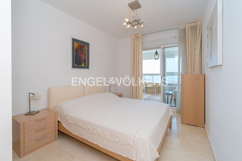 Foto 6131f0da-2535-4f22-a9f7-4b0ffddc9371. Àtic amb piscina a Levante Alto Benidorm