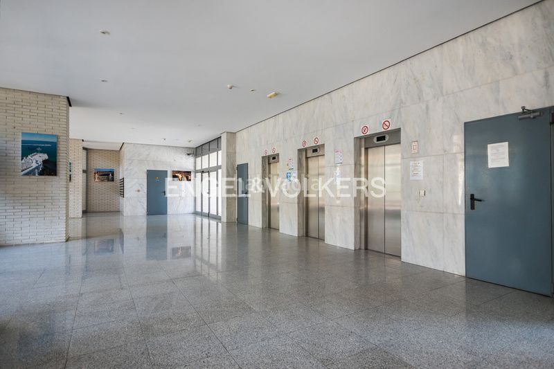 Foto 6971038b-e218-4953-8a83-6c06456d9a33. Àtic amb piscina a Levante Alto Benidorm