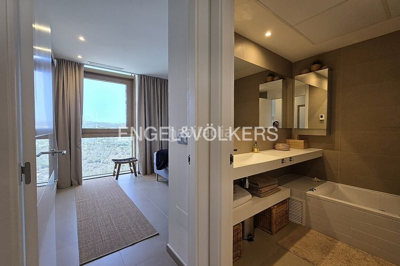 Foto a1c66dff-9d56-4d31-95e5-2a05fb31394d. Apartament amb piscina a Playa Poniente Benidorm