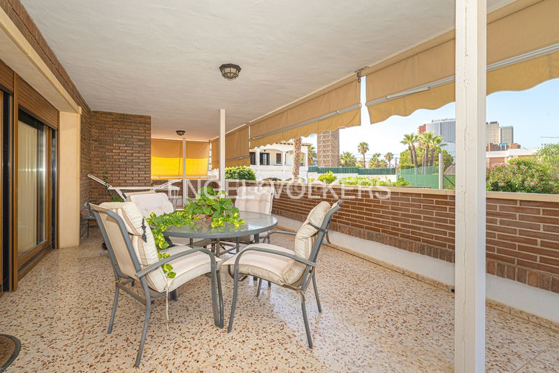 Foto c8c9e41c-f0e2-4119-8498-71e3c9a8fd35. Casa en Sierra Helada Benidorm