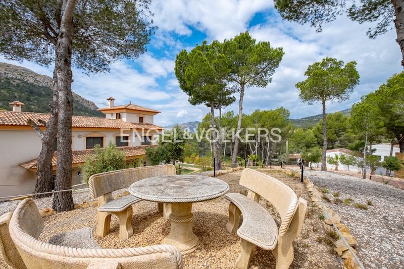 Foto 1d0e98f8-57d0-40d5-a9f6-d83dfaf79fb9. Casa amb piscina a Finestrat pueblo Finestrat