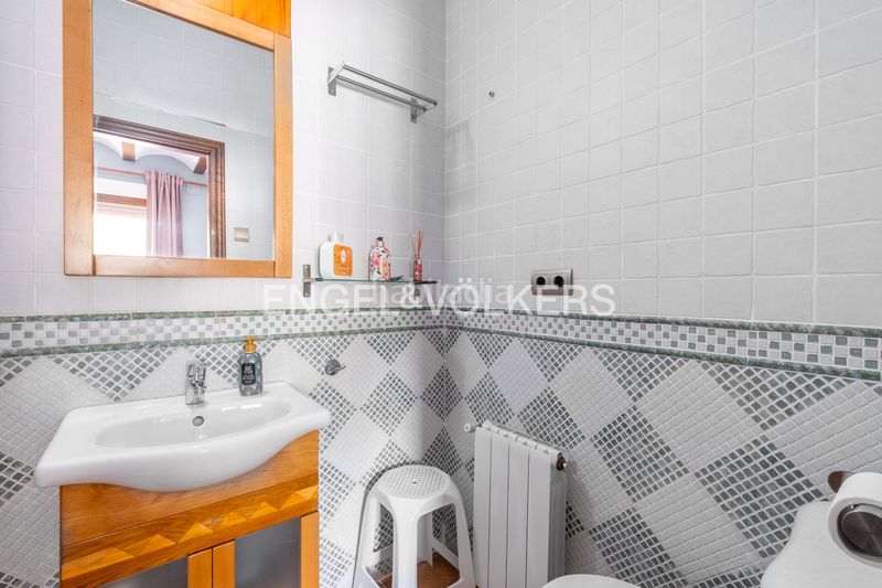 Foto e8707e41-6b20-450a-8639-d9f559d80968. Casa amb piscina a Finestrat pueblo Finestrat