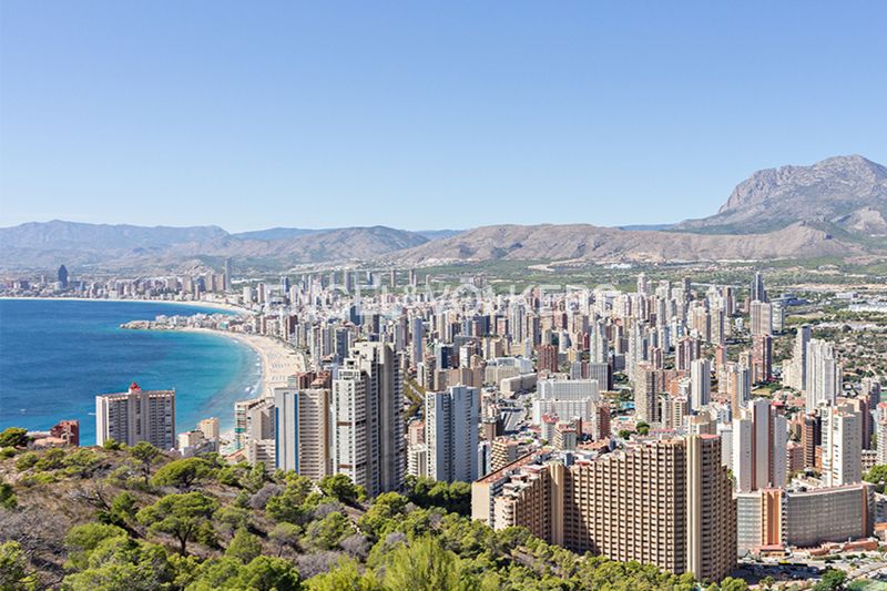 Foto 2ab8c430-853d-44d0-bf58-213767d8be43. Apartamento en Playa Poniente Benidorm
