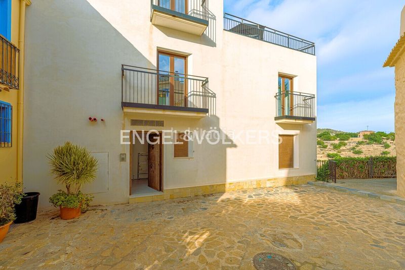 Foto 6e1841a6-a4ea-42b0-abd7-4bda4309755d. Mas dans Finestrat pueblo Finestrat