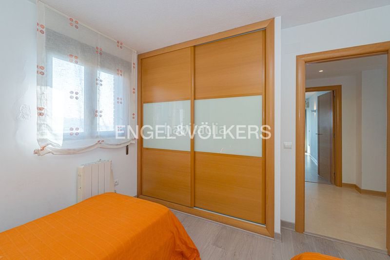 Foto d1671929-257f-4893-a31b-5c0daf50a3db. Apartament amb piscina a Playa Poniente Benidorm