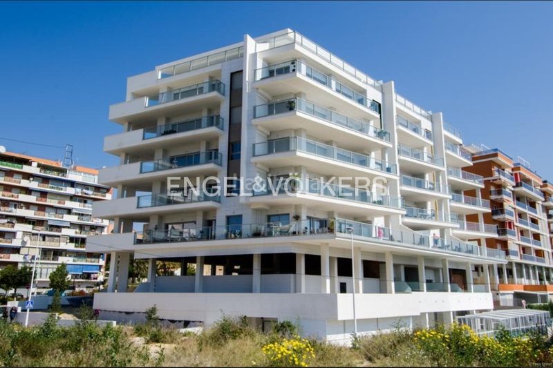 Foto 6932e656-0b78-4305-a419-8ff483c0fc22. Dúplex amb piscina a Platja de Vila Joiosa Vila Joiosa (la)