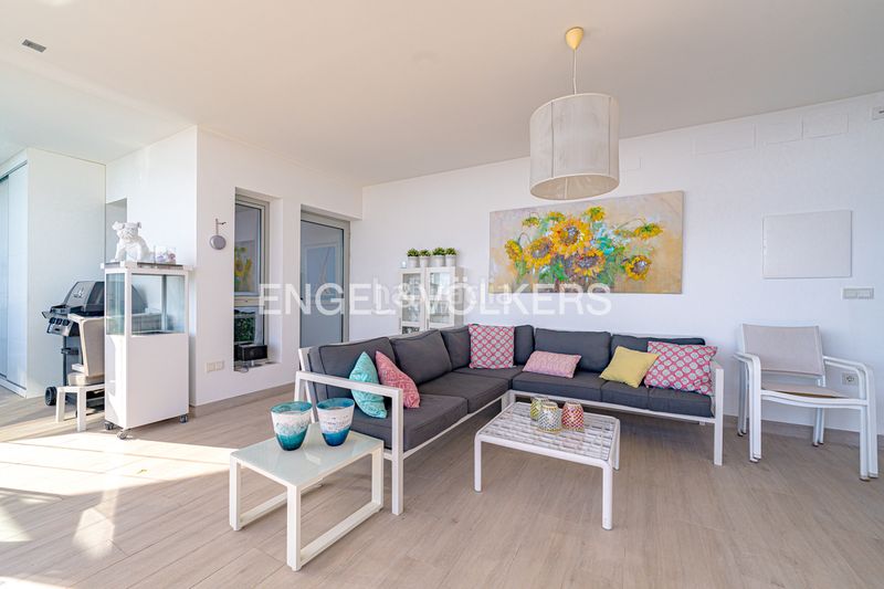 Foto c879f280-f670-4ac3-914b-a0836fc9890b. Dúplex amb piscina a Platja de Vila Joiosa Vila Joiosa (la)