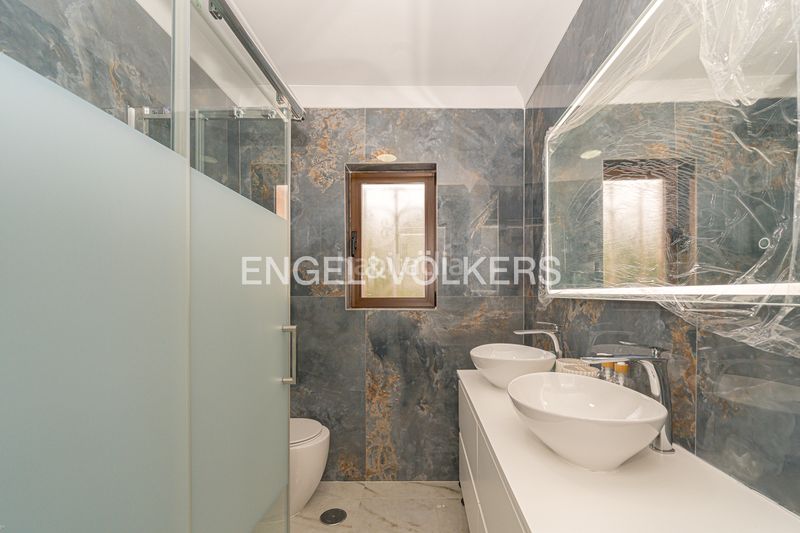 Foto ae43ffce-9a14-479c-96a0-e0b31f4fbabe. Casa amb piscina a Coloma Nucia (la)
